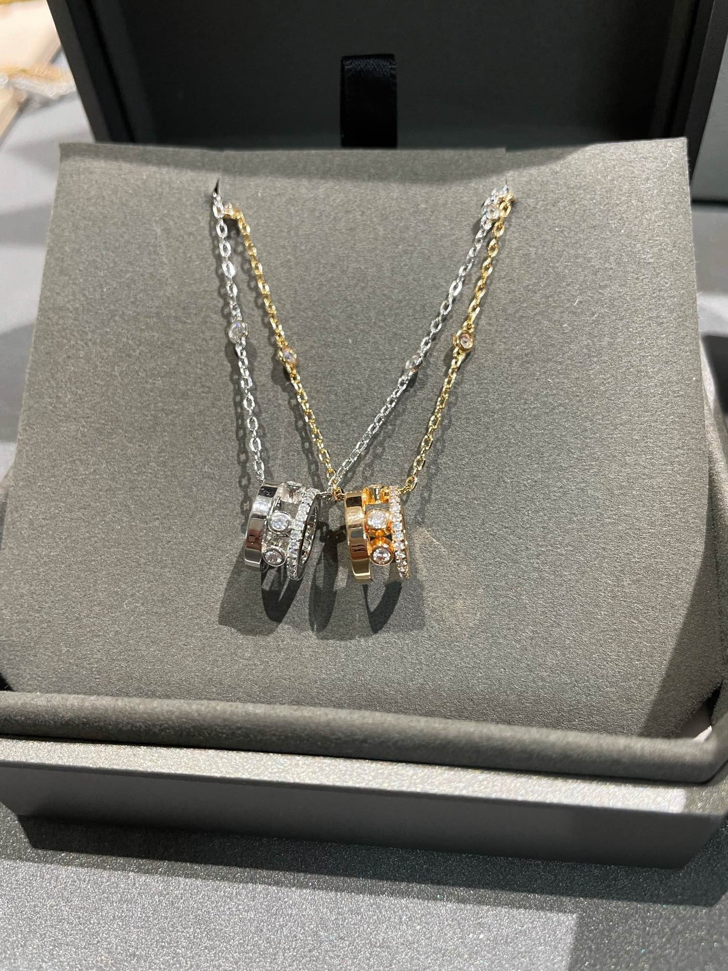 [LORA] CHAIN MOVE ROMANE PEDAND NECKLACE