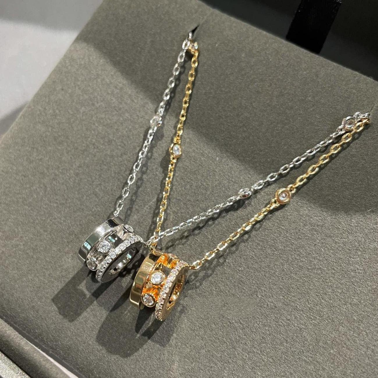 [LORA] CHAIN MOVE ROMANE PEDAND NECKLACE
