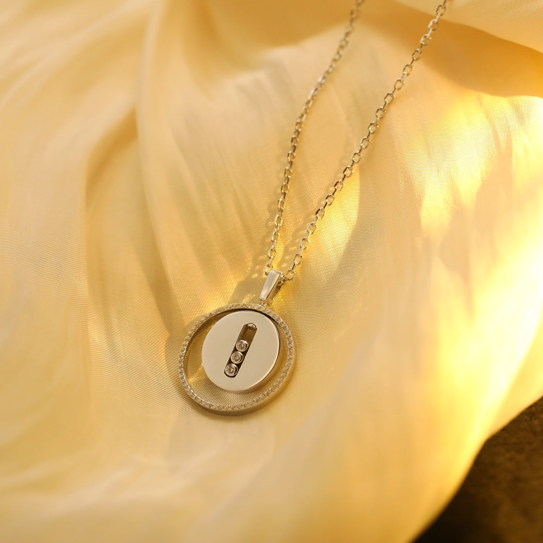 [LORA] LUCKY MOVE MM SILVER DIAMOND NECKLACE