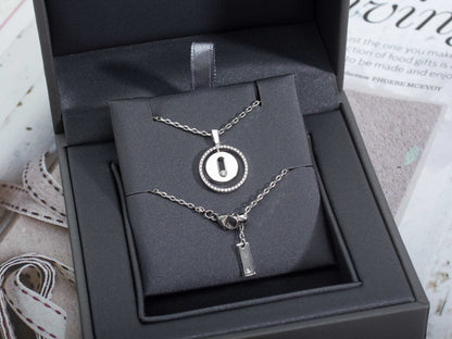 [LORA] LUCKY MOVE PM NECKLACE SILVER DIAMOND