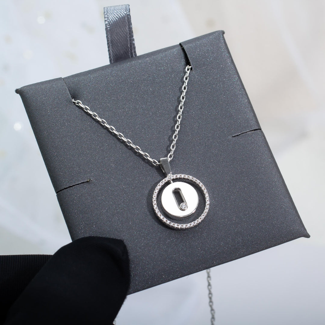 [LORA] LUCKY MOVE PM NECKLACE SILVER DIAMOND