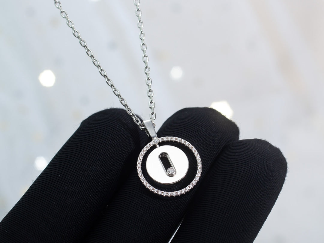 [LORA] LUCKY MOVE PM NECKLACE SILVER DIAMOND