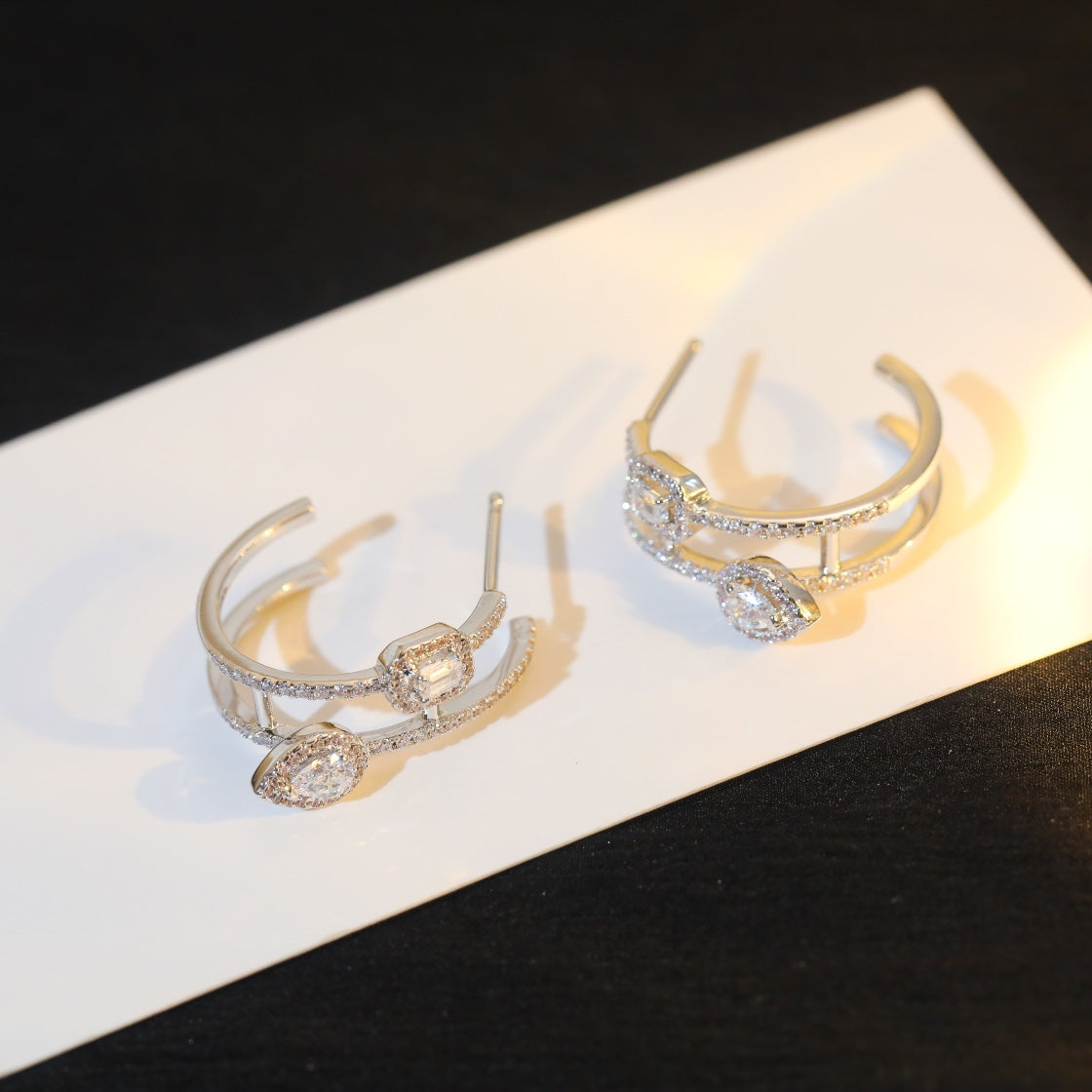 [LORA] CREOLES MY TWIN 2 RANGS SILVER DIAMOND EARRINGS