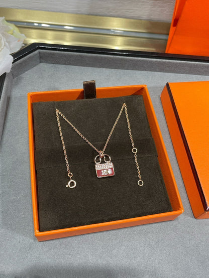 [LORA]H CIRCE MOISSANITE PENDANT NECKLACE GOLD