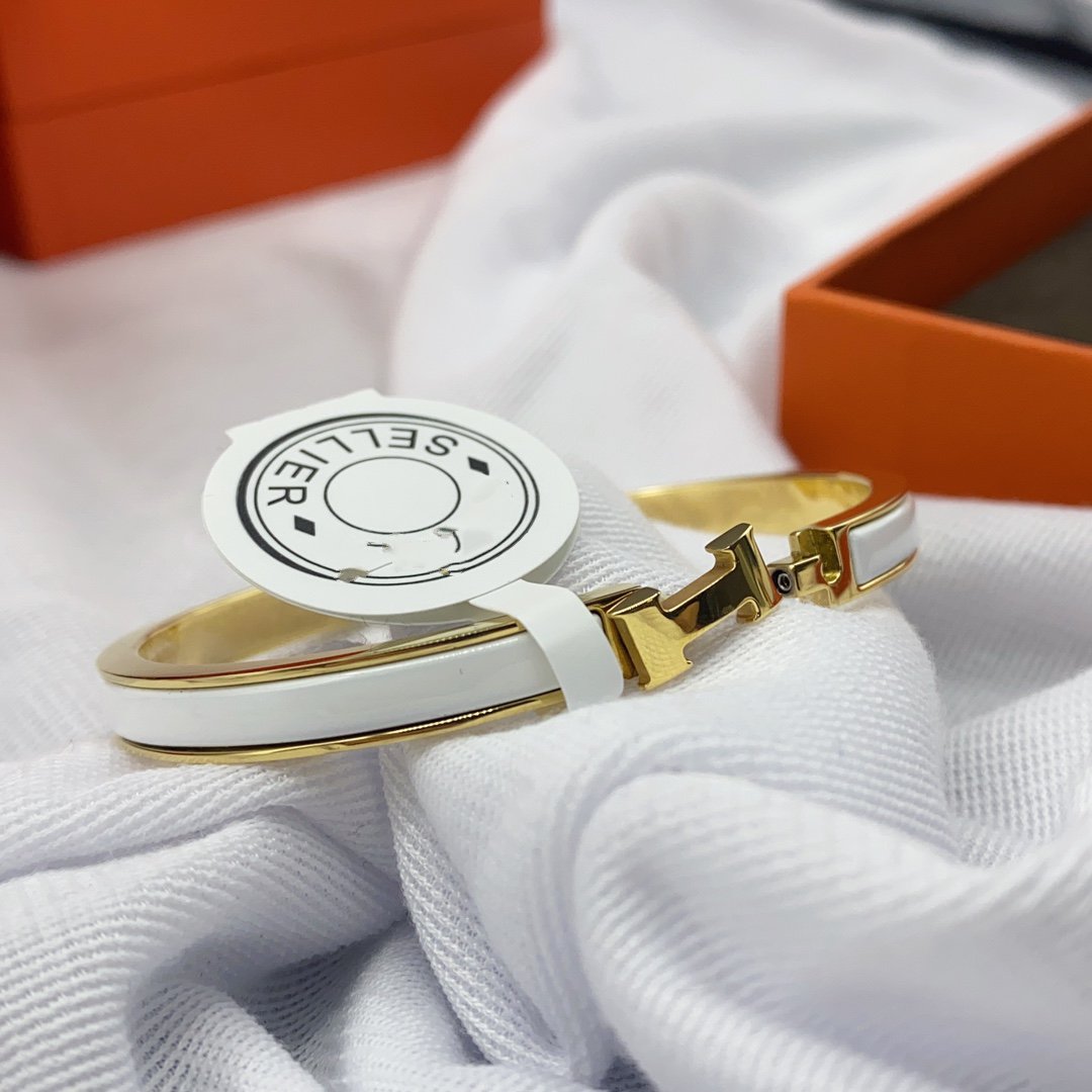 [LORA]CLASSIC HM CLIC WHITE 8MM ENAMEL BRACELET