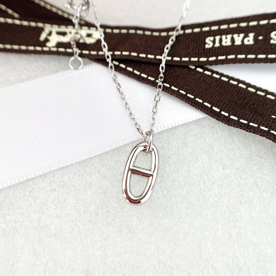 [LORA]HM PIG NOSE NECKLACE