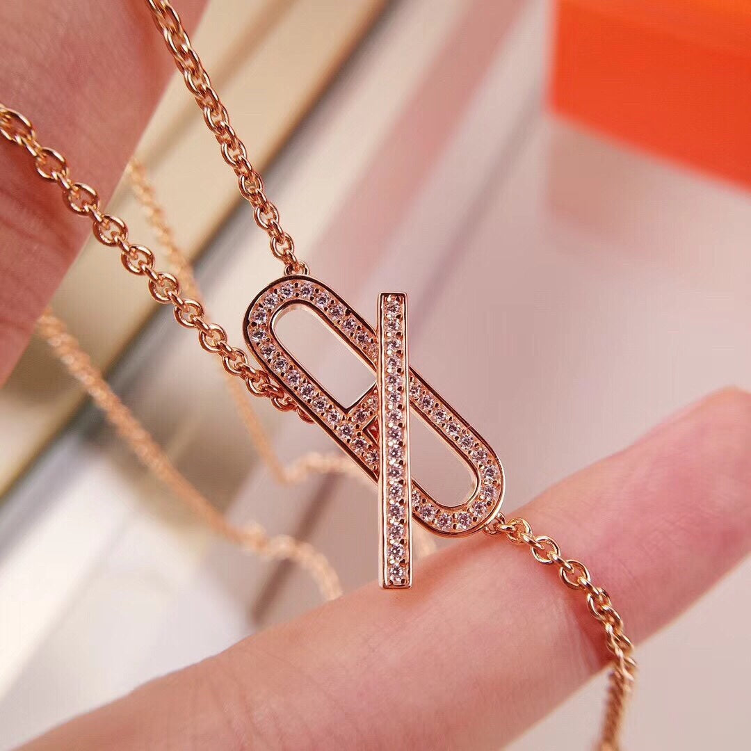 [LORA]HM FIRE PIG NOSE NECKLACE TRENDY STREET