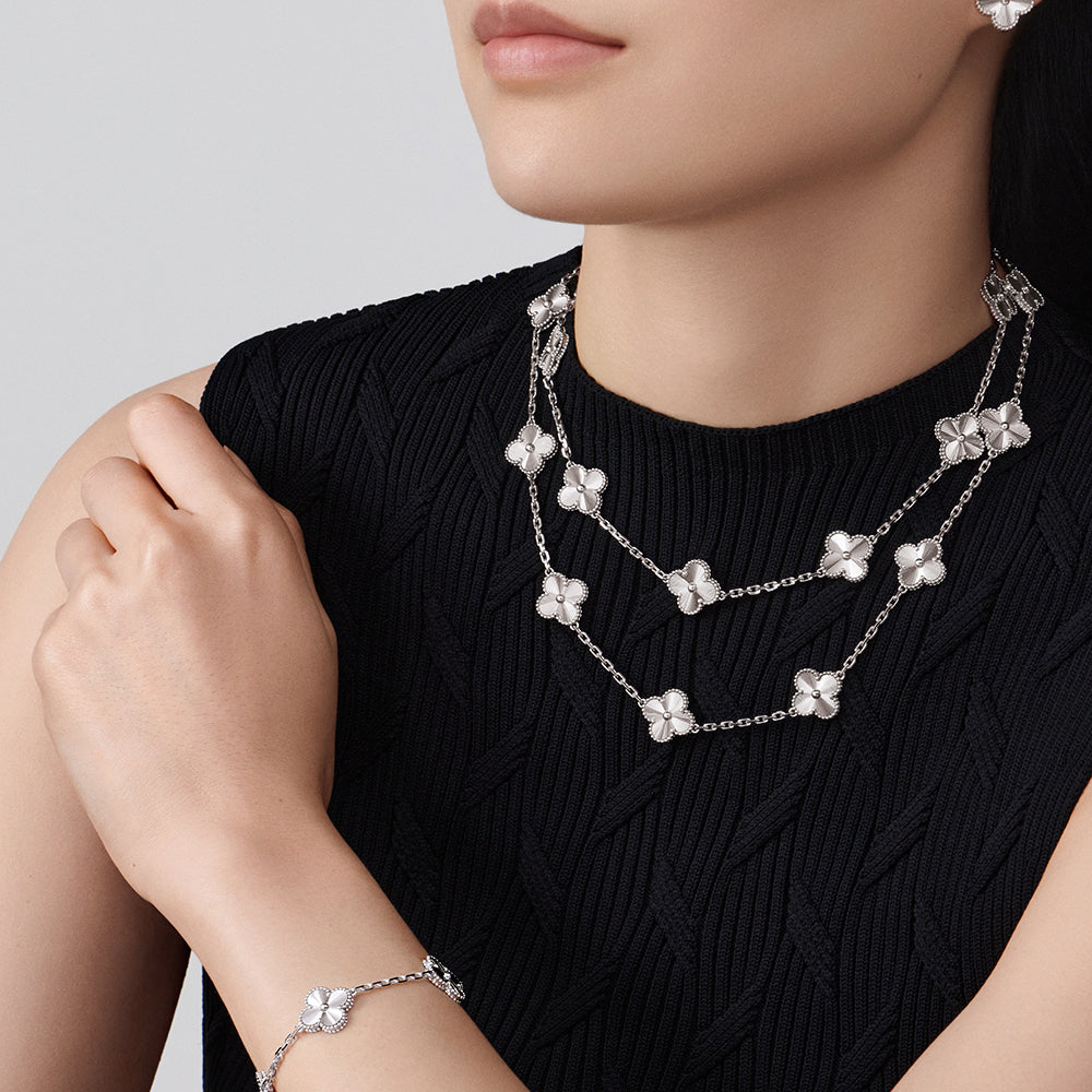 [Lora]CLOVER 20 MOTIFS DIAMOND SILVER