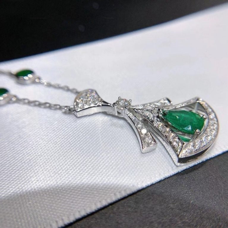 [LORA]DREAM NECKLACE MALACHITE DIAMOND SILVER
