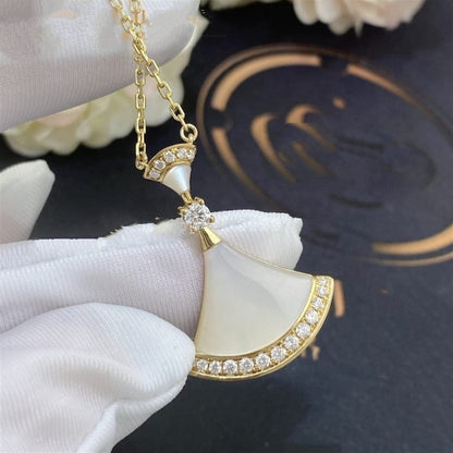[LORA]DREAM NECKLACE MOP GOLD DIAMOND