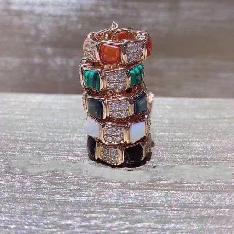 [LORA]SERPENTI PEDANT DIAMOND NECKLACE