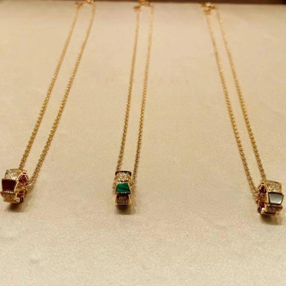 [LORA]SERPENTI PEDANT DIAMOND NECKLACE