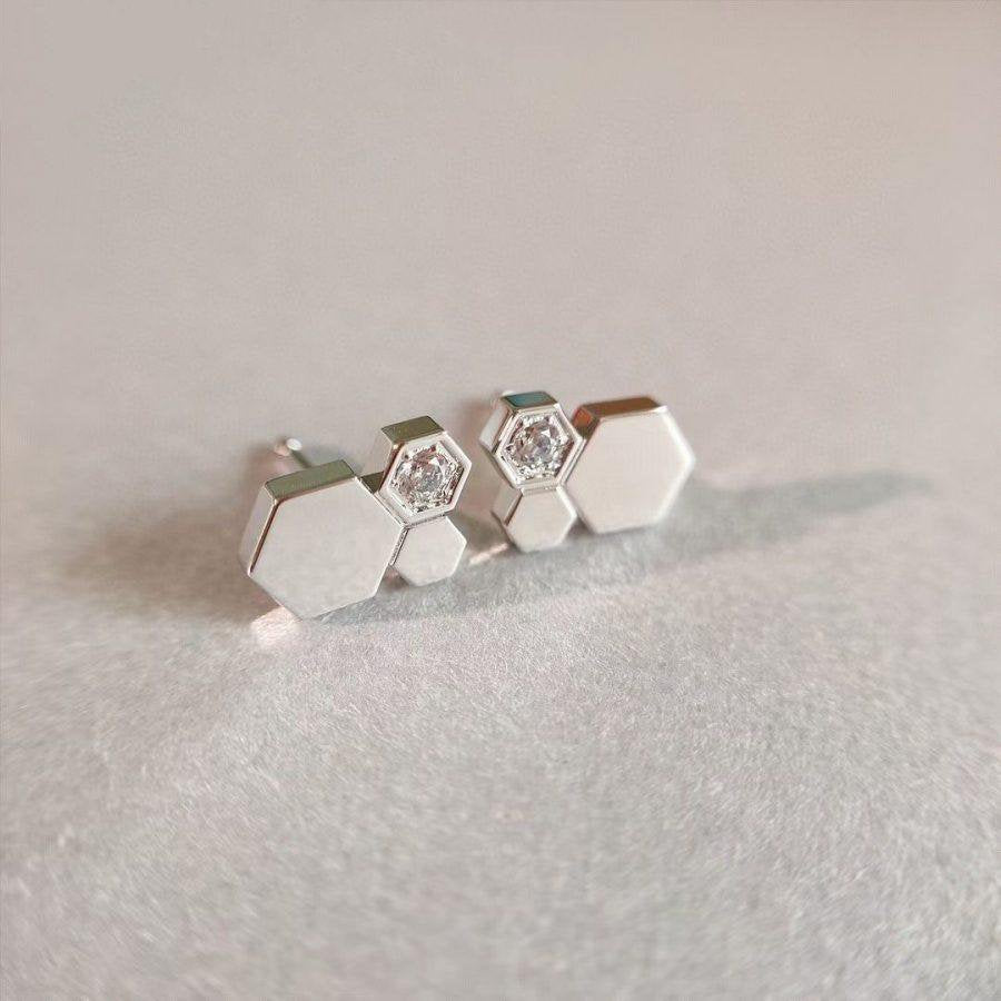 [LORA]BEE LOVE SILVER DIAMOND EARRINGS