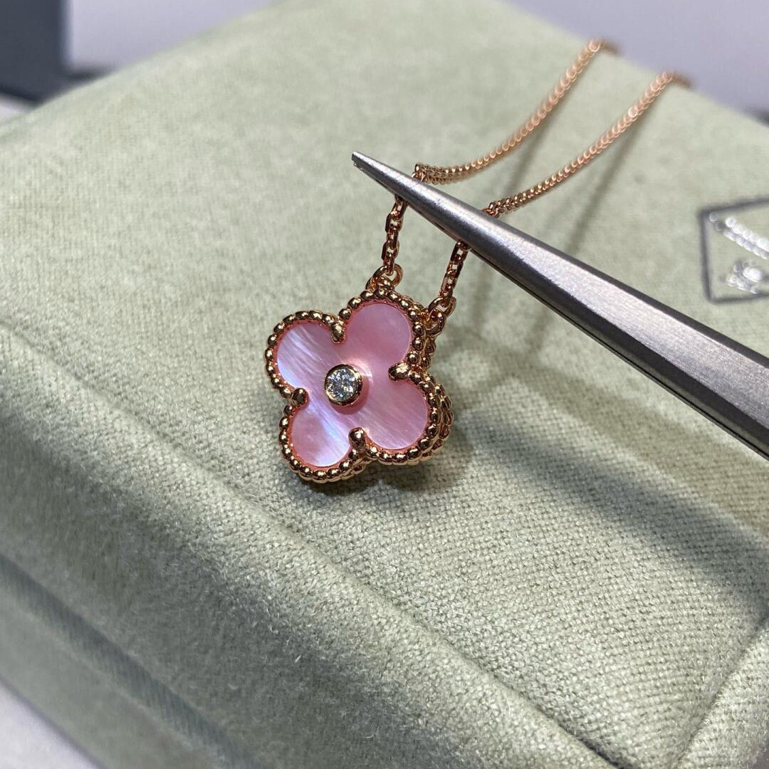 [LORA]CLOVER 15MM DIAMOND PINK MOP NECKLACE