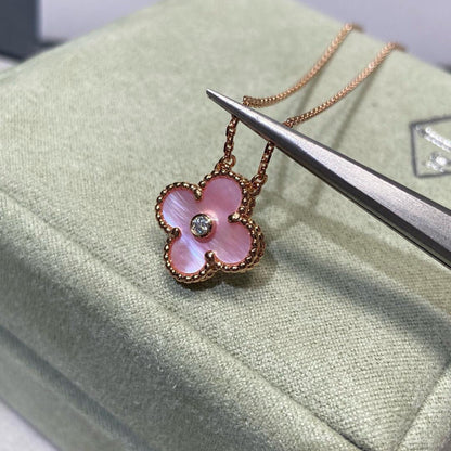 [LORA]CLOVER 15MM DIAMOND PINK MOP NECKLACE