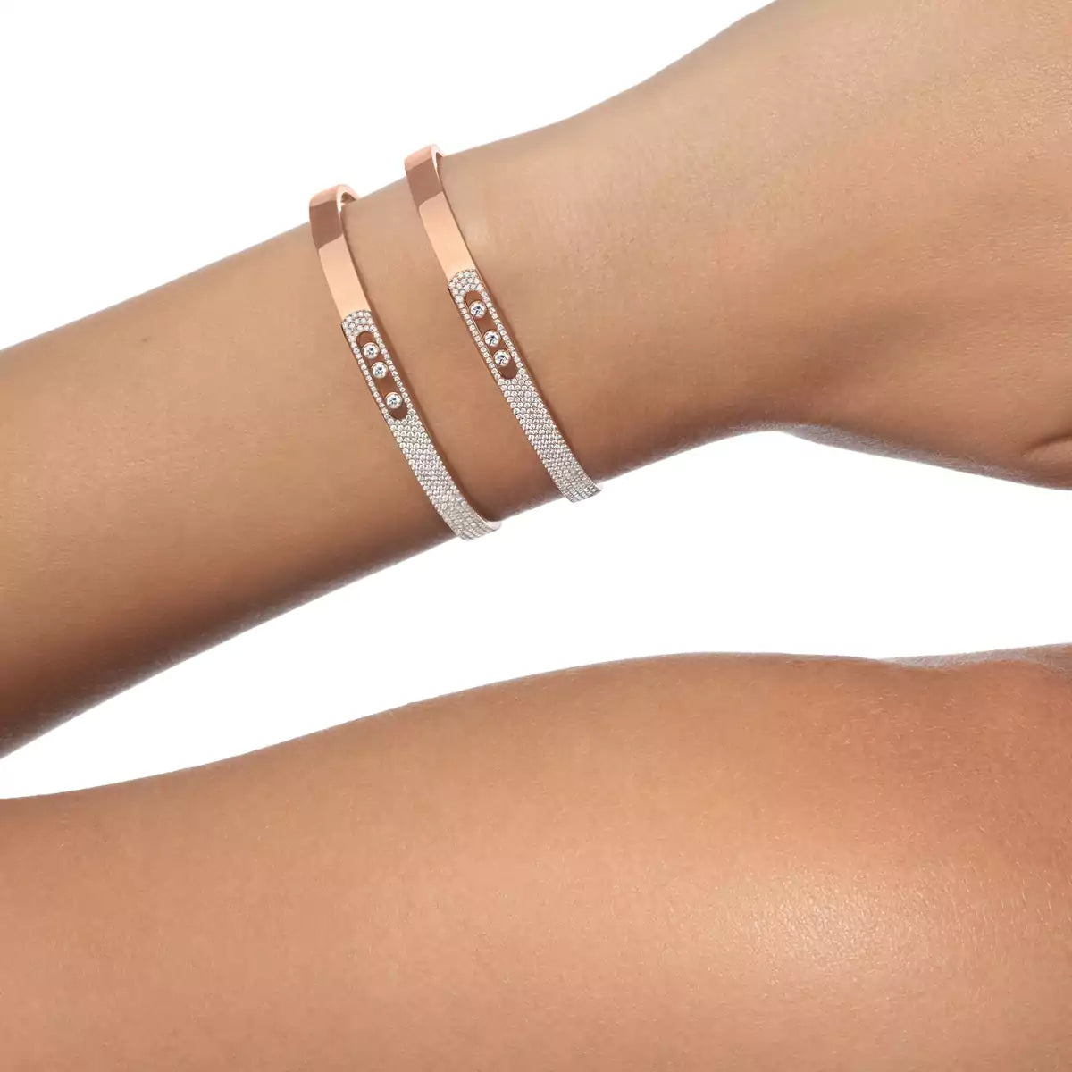 [LORA] Move Noa Rose Gold Pavé Diamond Bangle Bracelet
