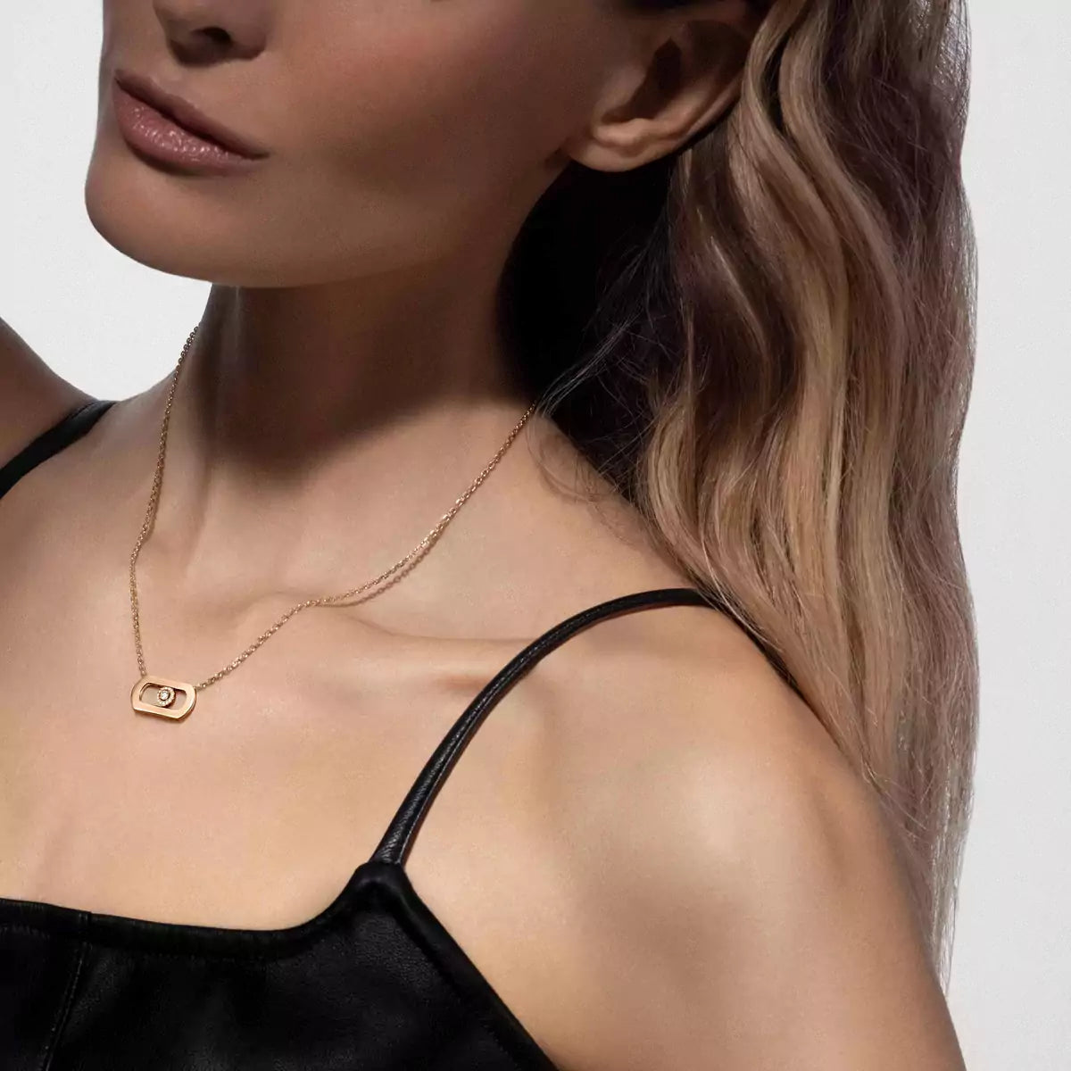 [LORA] So Move Diamond Necklace in Gold