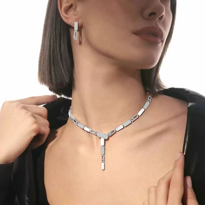 [LORA] Imperial Move SM Diamond Earrings