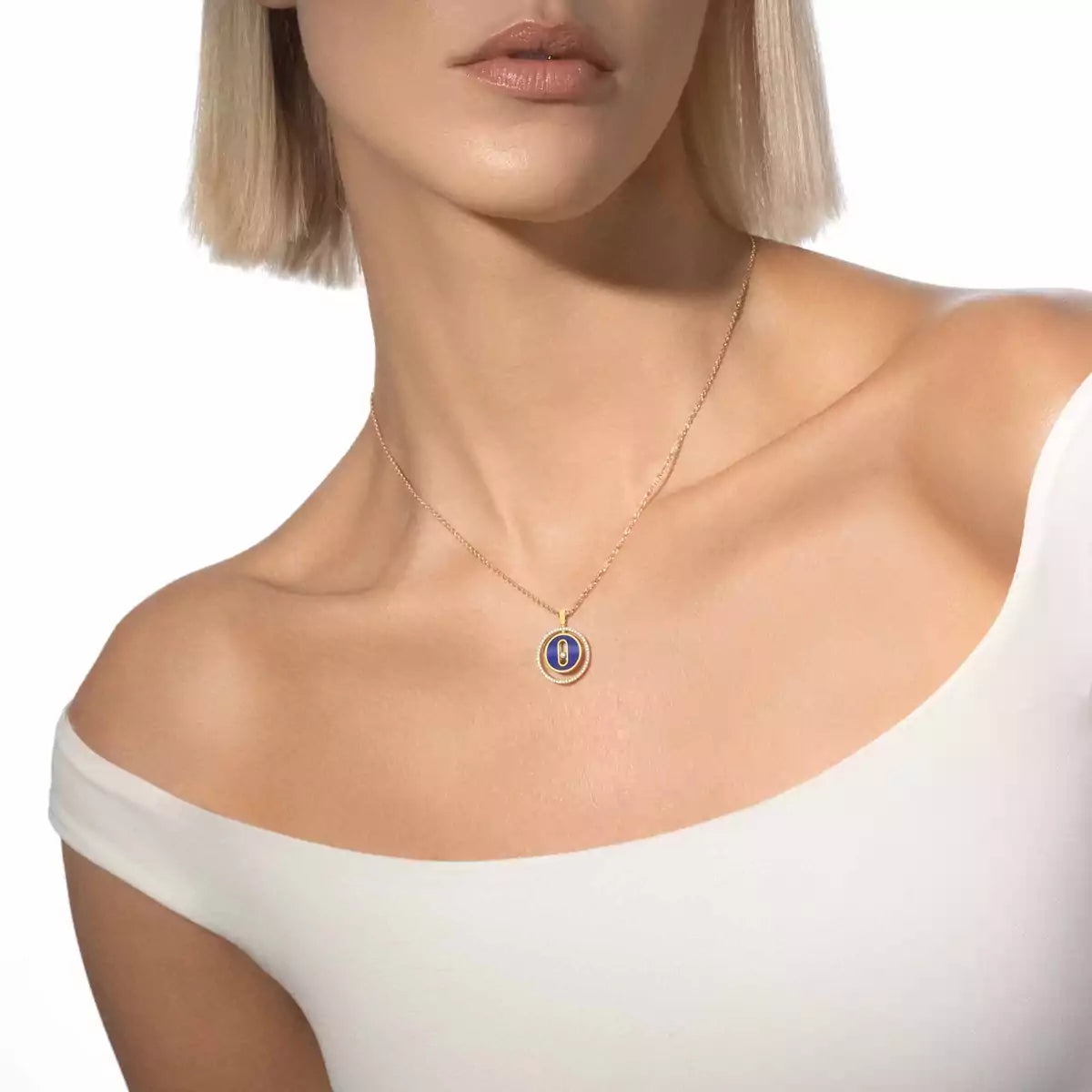 [LORA] Lucky Move Diamond Necklace in Rose Gold and White Mother-of-Pearl