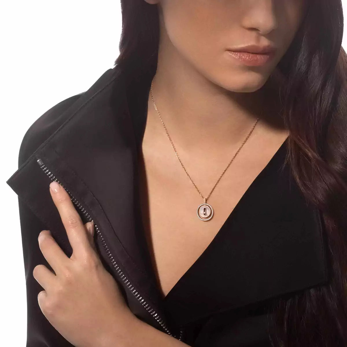 [LORA] Lucky Move Diamond Necklace in Rose Gold and White Mother-of-Pearl