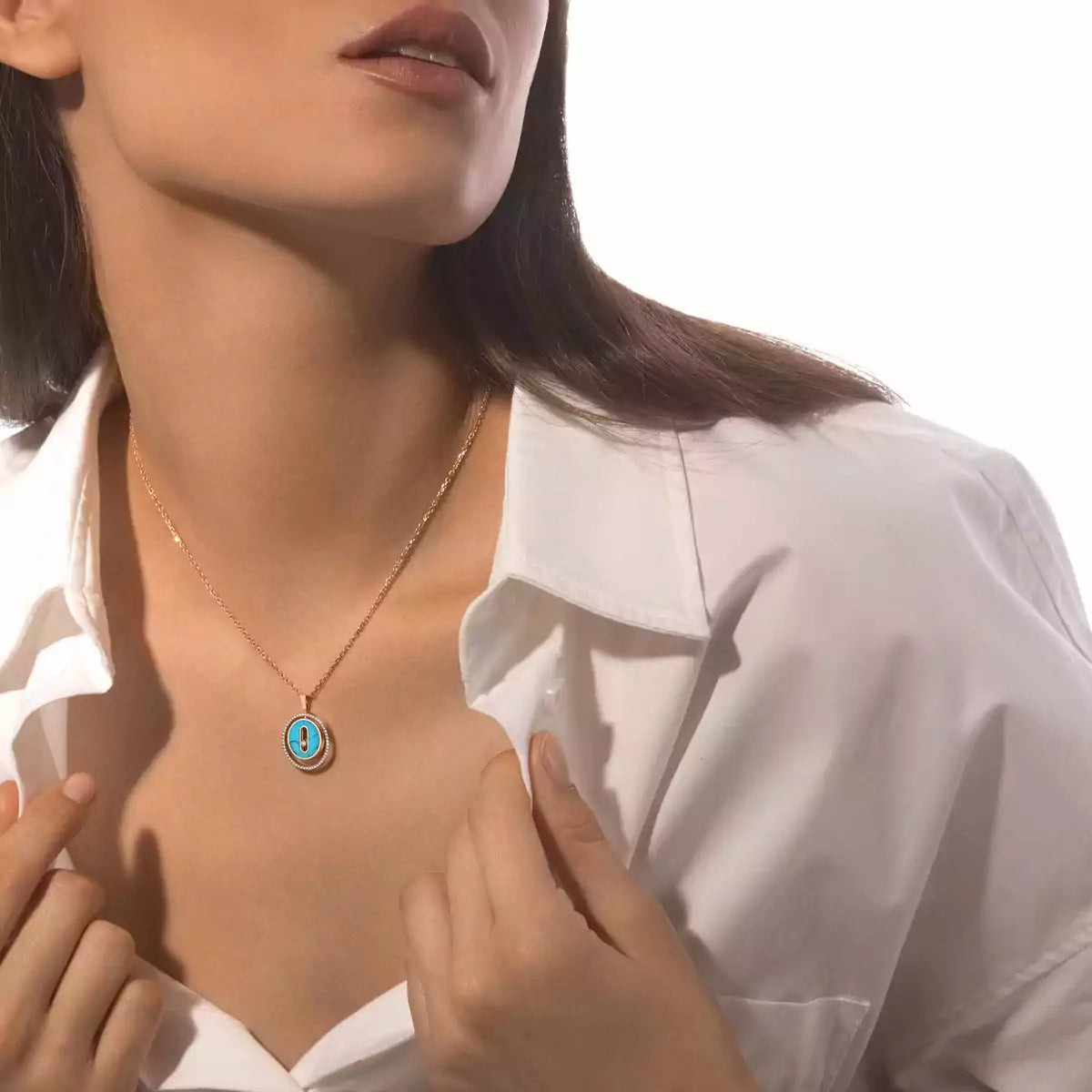 [LORA] Lucky Move Diamond Necklace in Rose Gold and White Mother-of-Pearl