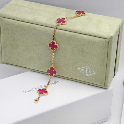 [Lora]NEW CLOVER 5 MOTIFS PINK ENAMEL BRACELET
