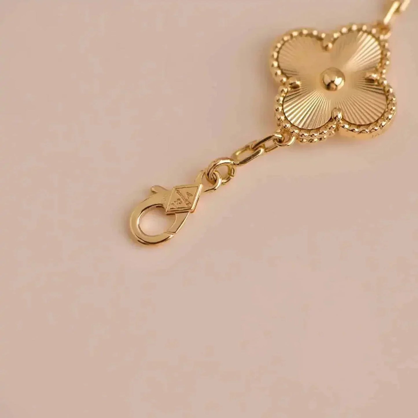 [LORA]CLOVER 5 FLOWERS LASER BRACELET