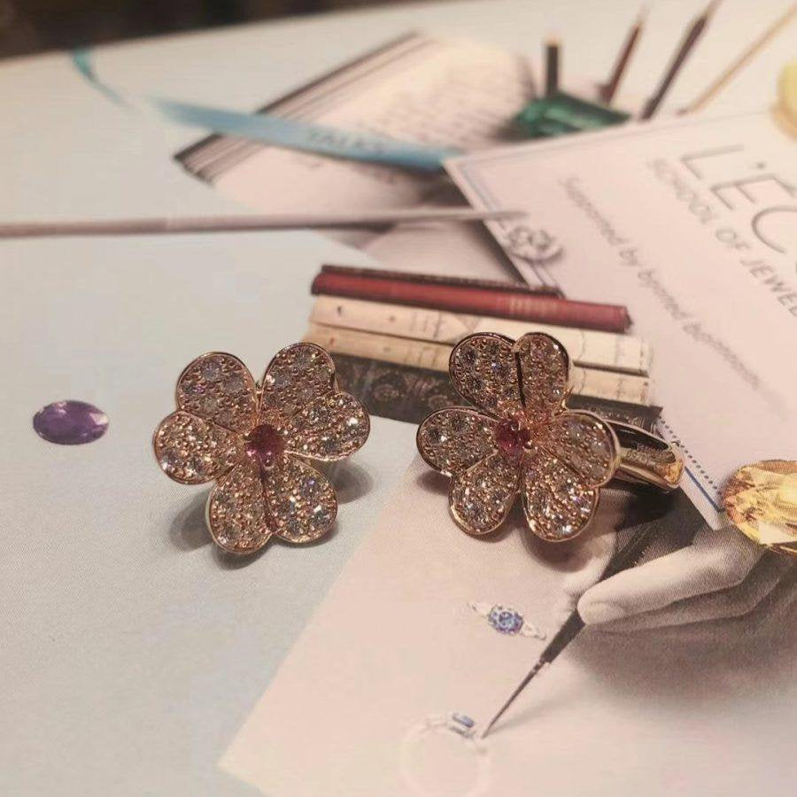 [Lora]FRIVOLE PINK GOLD FLOWER DIAMOND EARRINGS