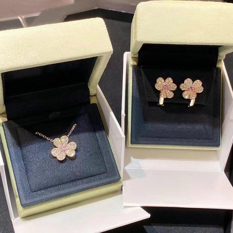 [LORA]FRIVOLE ROSE GOLD FLOWER DIAMOND NECKLACE