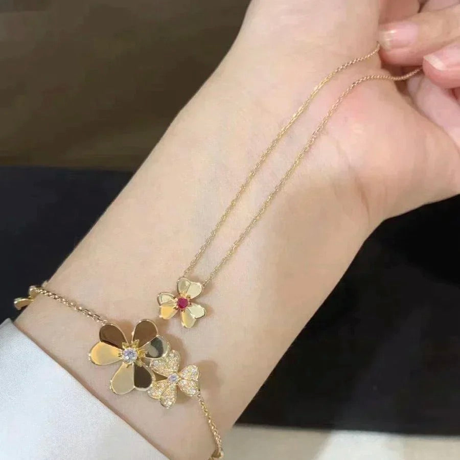 [Lora]FRIVOLE GOLD FLOWER NECKLACE