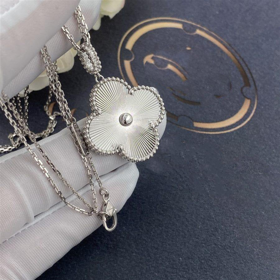 [Lora]CLOVER 25MM SILVER BIG CLOVER NECKLACE