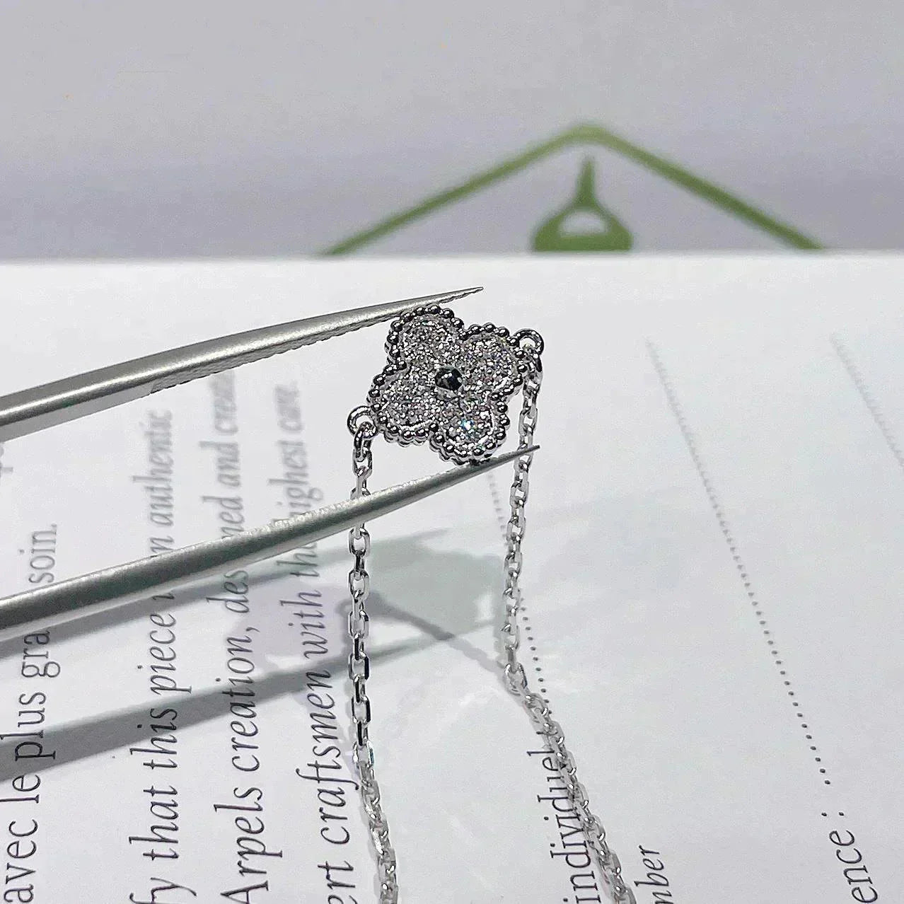 [LORA]CLOVER  SINGLE FLOWER BRACELET SILVER