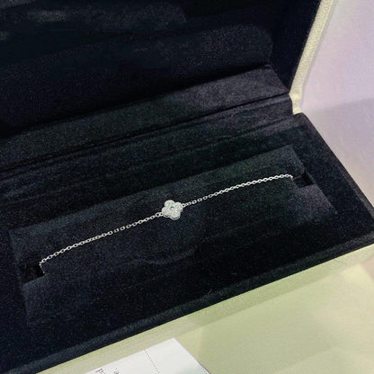 [LORA]CLOVER  SINGLE FLOWER BRACELET SILVER