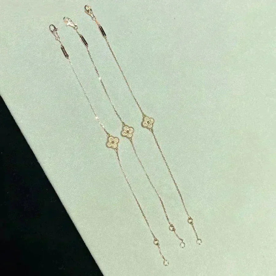 [Lora]CLOVER SINGLE FLOWER BRACELET