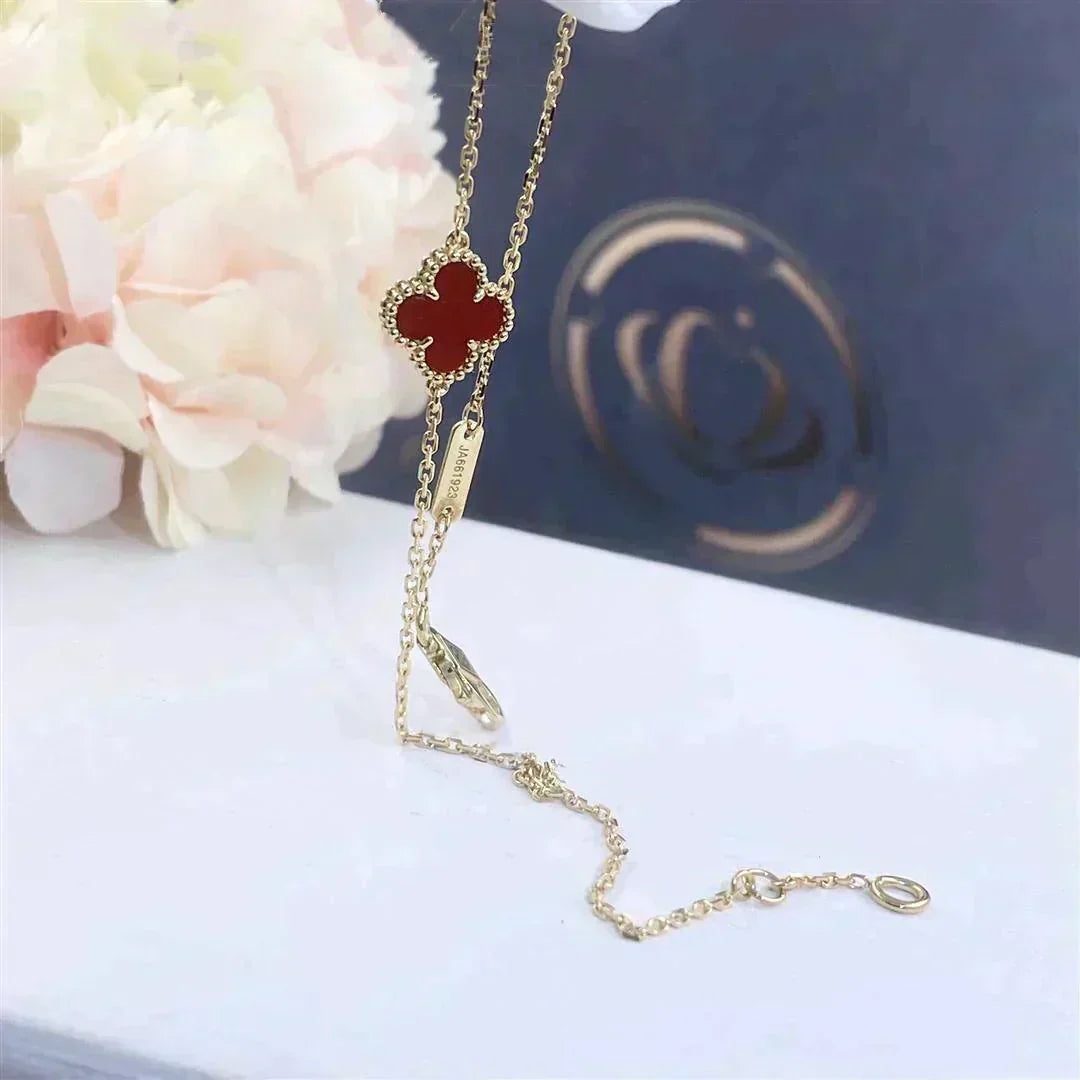 [Lora]CLOVER  CARNELIAN SINGLE FLOWER BRACELET