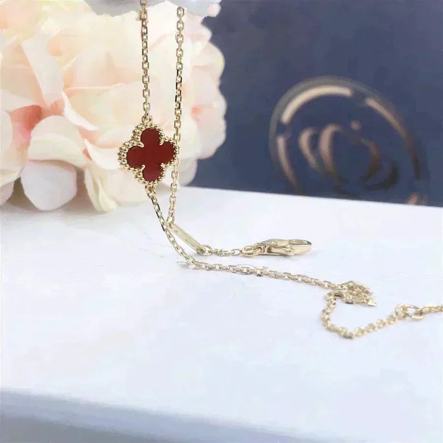 [Lora]CLOVER  CARNELIAN SINGLE FLOWER BRACELET