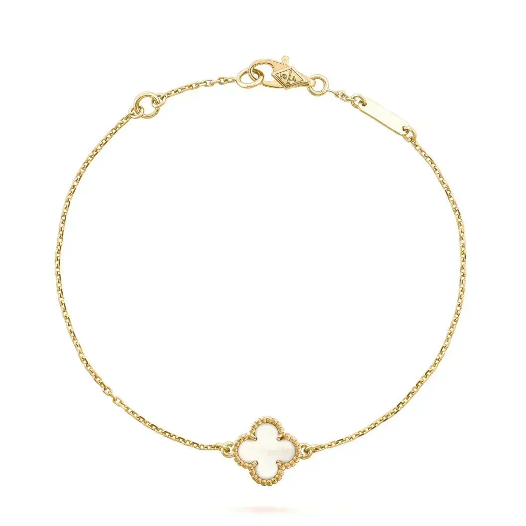 [Lora] Clover White Mother-of-Pearl & JUSTE Bracelet Stack Set