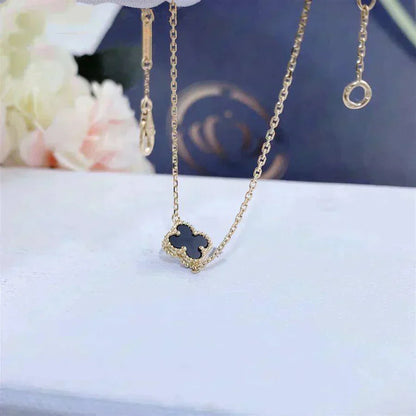 [LORA]CLOVER ONYX SINGLE FLOWER BRACELET