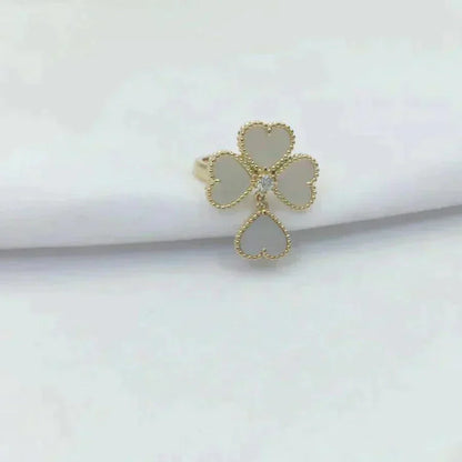 [Lora]SWEET CLOVER WHITE MOP RING
