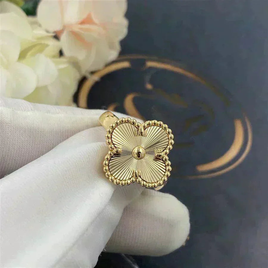 [LORA]CLOVER GOLD RING
