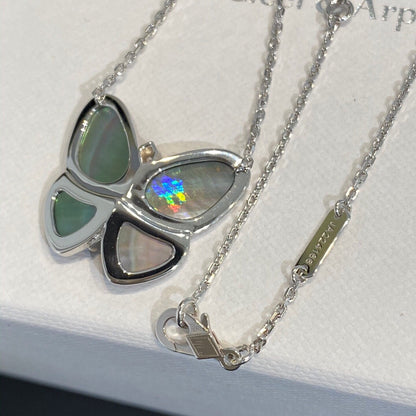 [LORA]LARGE BUTTERFLY SILVER PENDANT DIAMOND NECKLACE