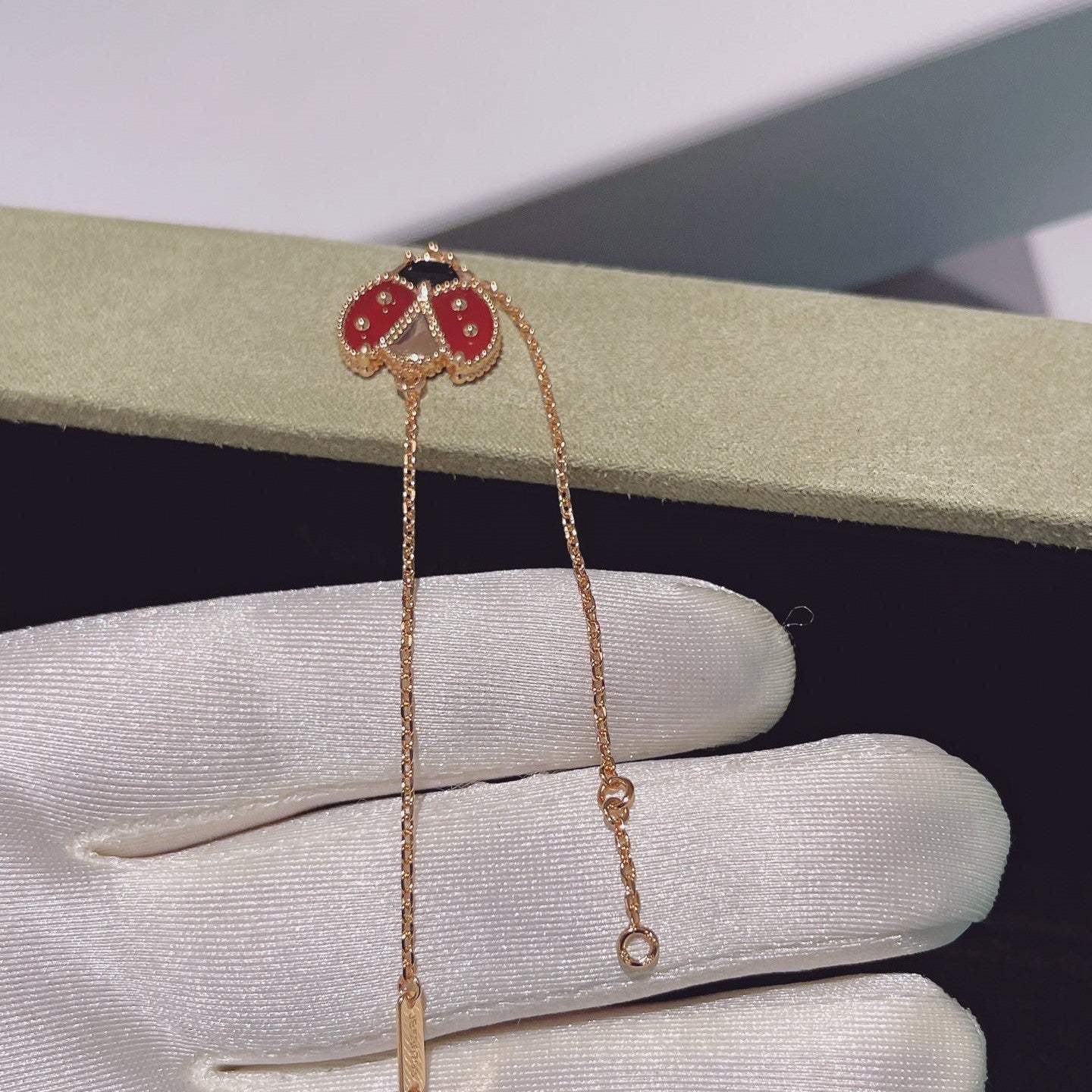 [LORA]LUCKY SPRING 1 MOTIF PINK GOLD BRACELET