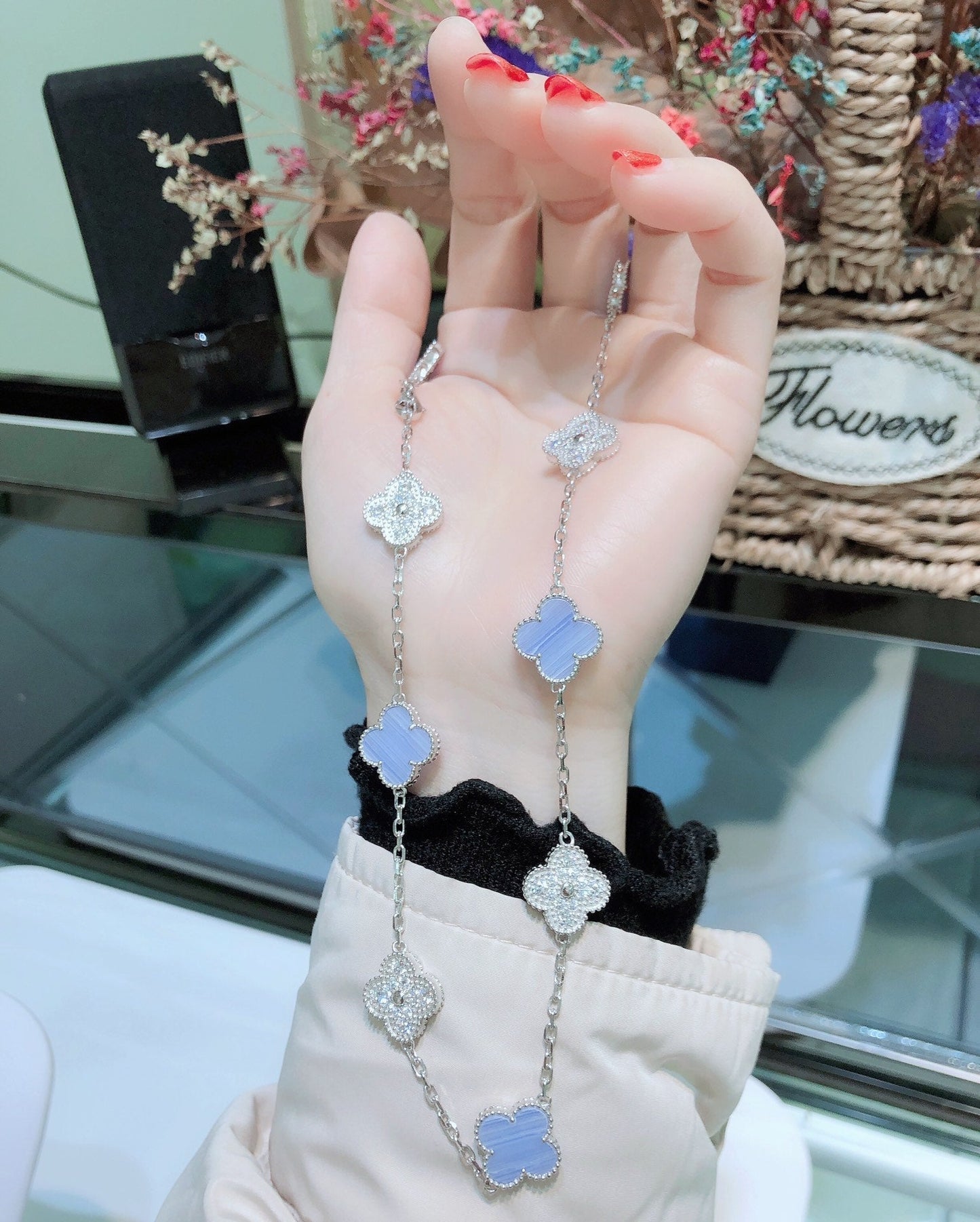 [LORA]CLOVER 10 MOTIFS CHALCEDONY DIAMONDS SILVER NECKLACE